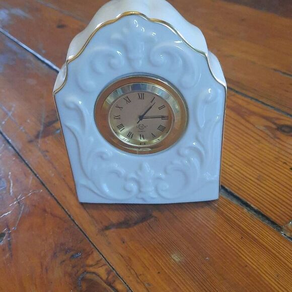 Lenox Ceramic Table Top Clock - Picture 1 of 3